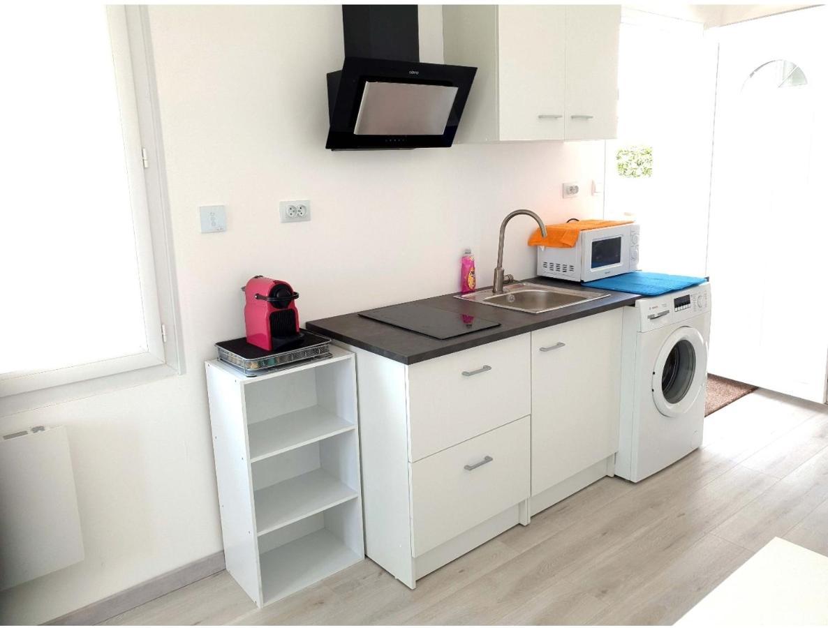 Beau Logement Avec Terrasse, Jacuzzi Et Terrain De Petanque Privatif A 5 Minutes De La Plage Audenge Bagian luar foto