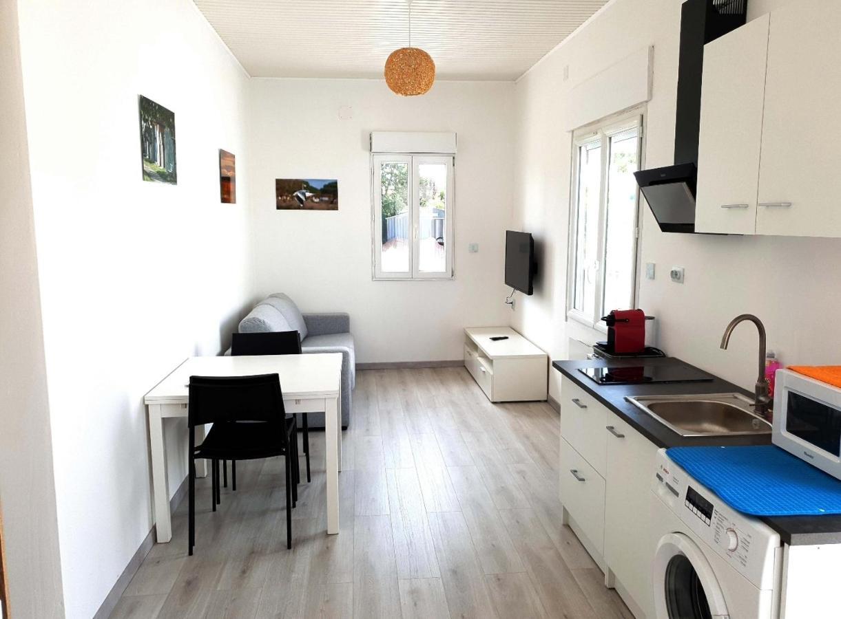 Beau Logement Avec Terrasse, Jacuzzi Et Terrain De Petanque Privatif A 5 Minutes De La Plage Audenge Bagian luar foto