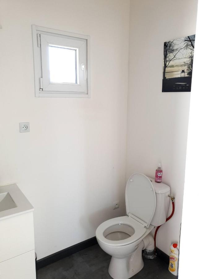 Beau Logement Avec Terrasse, Jacuzzi Et Terrain De Petanque Privatif A 5 Minutes De La Plage Audenge Bagian luar foto